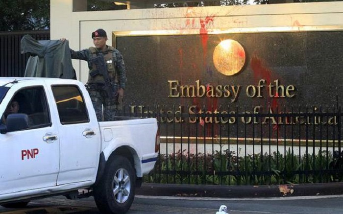 Philippine police detonate suspicious package near U.S. embassy 